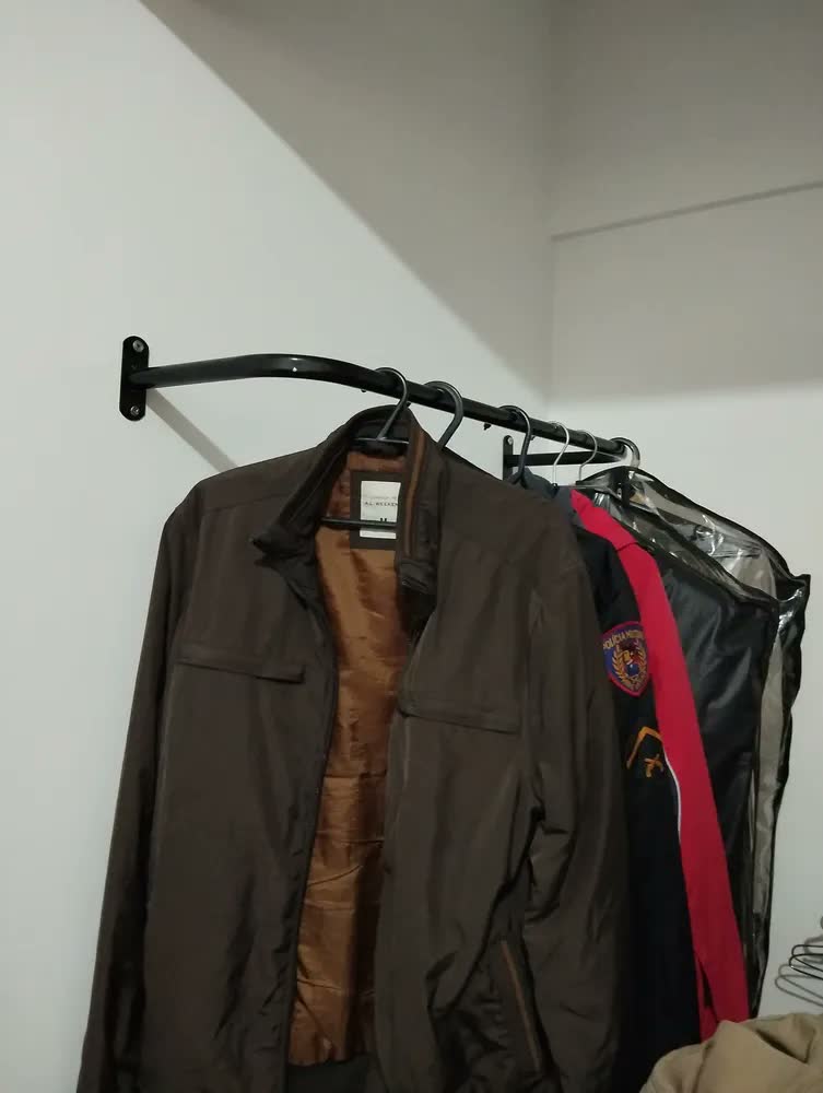 foto de Kit 02 Araras Cabideiro Closet De Parede Reta Branca Cor 1 Metro Branca