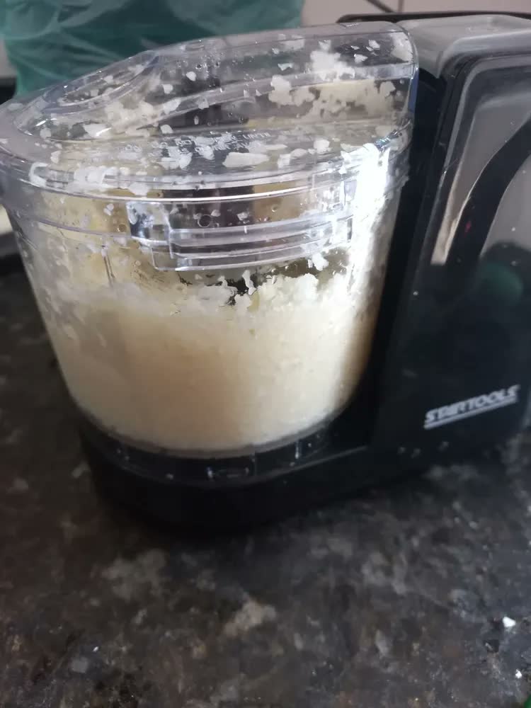 foto de Mini Processador Elétrico Alimentos Triturador Picador Plus+ Preto 127v 100w
