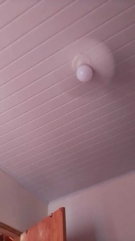 foto de Ventilador de Teto 60W Silencioso Lâmpada Forte com LED, Controle e 6 Pás Soquete E27 Para Residencial Comercial Interno Externo Quarto Sala Cozinha Escritório Gourmet Apartamento Casa - Commlite