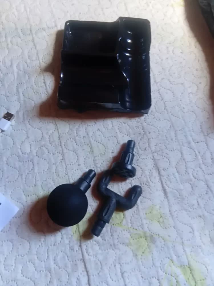 foto de Pistola Massageadora Muscular Profissional Space Eye para Aliviar Dores com 6 Níveis e 4 Ponteiras