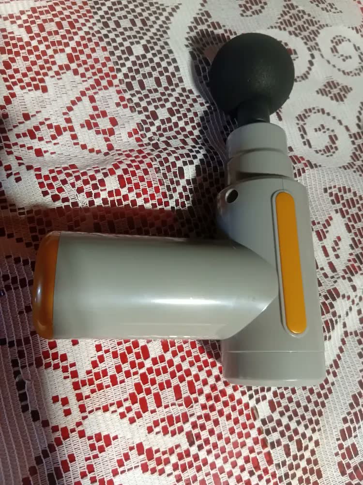 foto de Pistola Massageadora Muscular Profissional Space Eye para Aliviar Dores com 6 Níveis e 4 Ponteiras