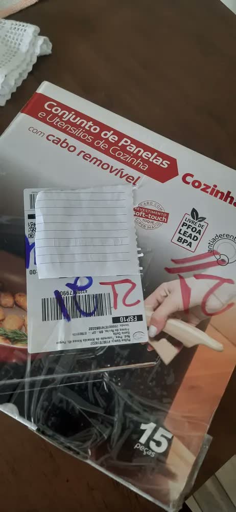 foto de Jogo Panelas 15 Pçs Antiaderente Cabo Removível Tampa Vidro Colheres De Silicone Cozinha Familar Fogao Indução Frigideira Frita Sem Oleo A Vapor Vermelho Com Avental