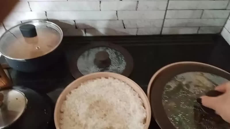 foto de Jogo Panelas 15 Pçs Antiaderente Cabo Removível Tampa Vidro Colheres De Silicone Cozinha Familar Fogao Indução Frigideira Frita Sem Oleo A Vapor Vermelho Com Avental