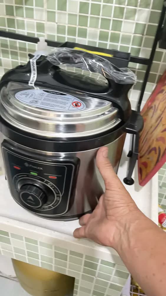 foto de Panela De Pressão Elétrica Fmaxx Chef 4 Litros 800w Prateado 60hz