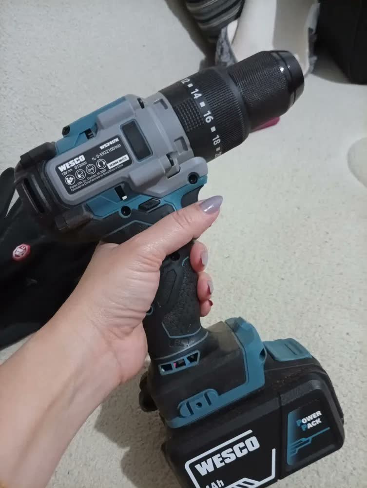 foto de Parafusadeira Furadeira Impacto 13mm Ws2417k Wesco Azul-celeste 50 Hz/60 Hz
