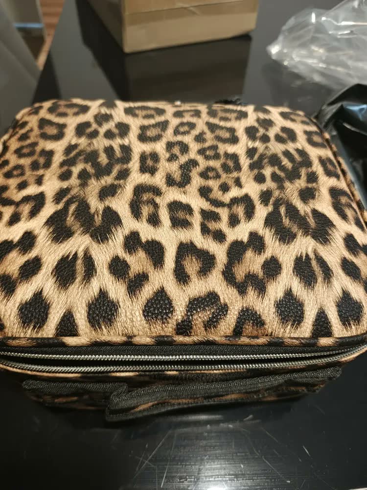 foto de Saco De Maquiagem De Viagem Portátil Com Espelho Led