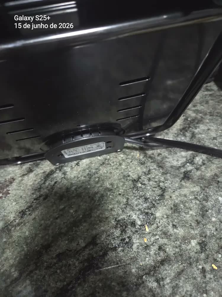 foto de Grill e Sanduicheira Britânia 2 em 1 Redstone 850W BGR35A