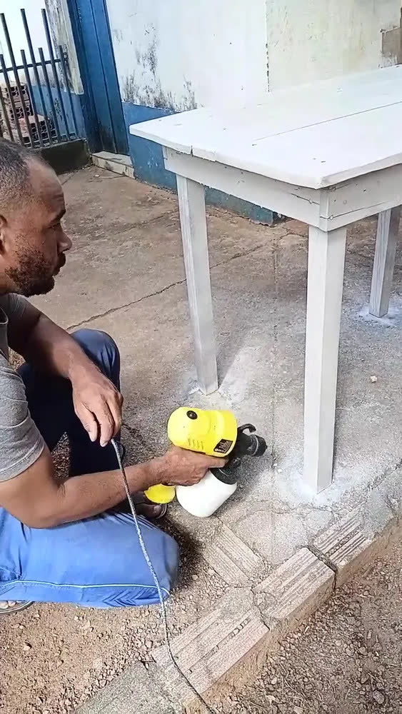foto de Pulverizador De Tinta Elétrico Pistola De Pintura Spray Profissional A Tabuleria Bico Ajustável Pintar