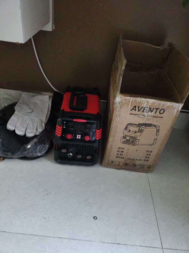 foto de Máquina de Solda Inversora Gold Care 300A Bivolt, Mig Sem Gás MMA TIG Para Bricolagem