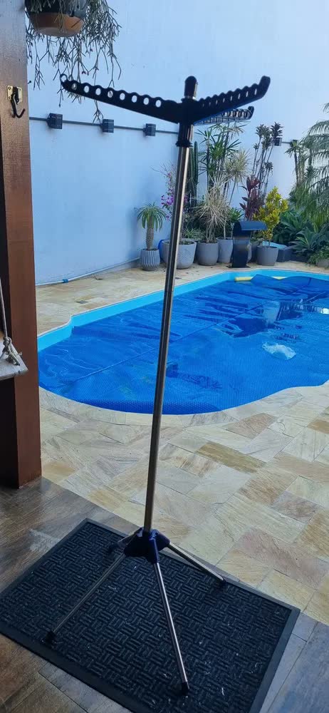 foto de Varal De Chão Dobrável Com 3 Braços Giratórios Azul