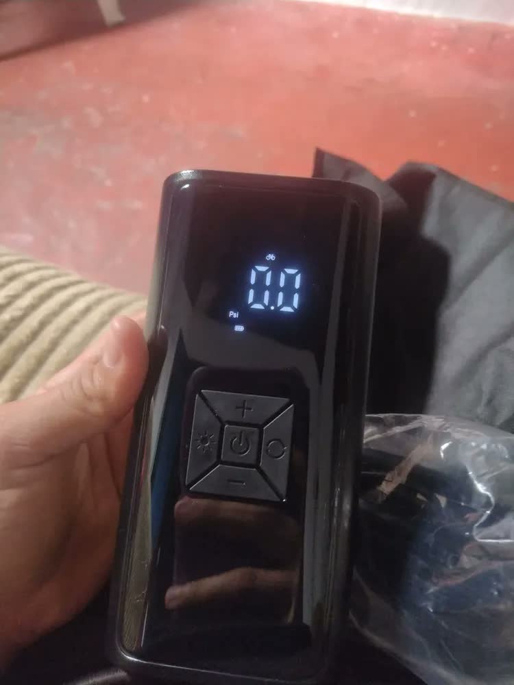 foto de Mini Compressor de Ar Portátil Aiyin 150 psi para Pneu de Carro, Moto e Bike com Lanterna LED