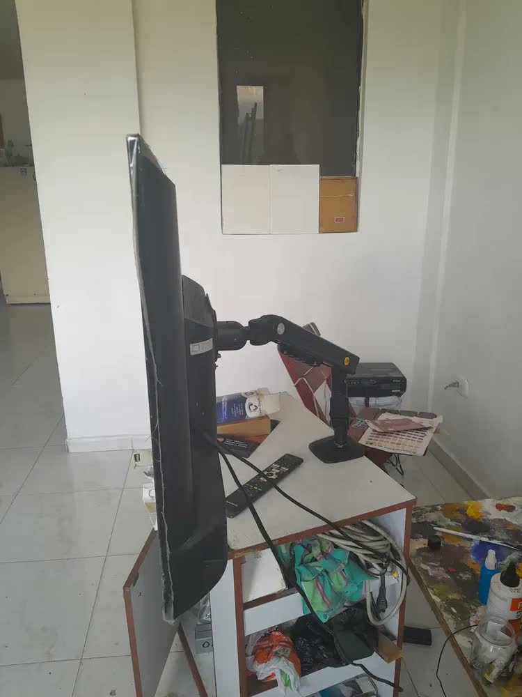 foto de Suporte ergonômico ajustável para monitor de braço 17 A 32 Nb A5 preto