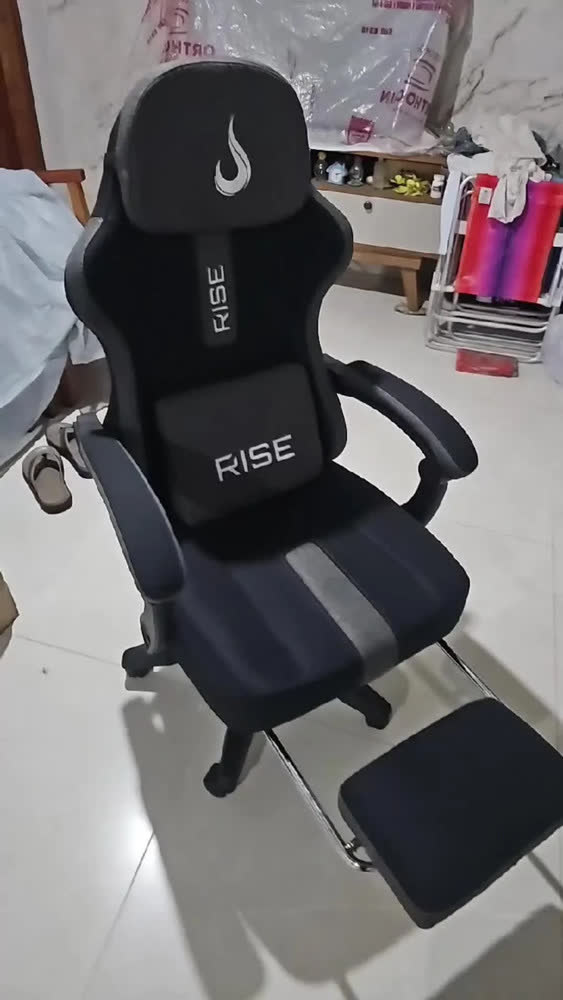 foto de Cadeira Gamer Rise Mode Z11 Preto E Cinza Ajustável 100kg Preto E Cinza Tecido
