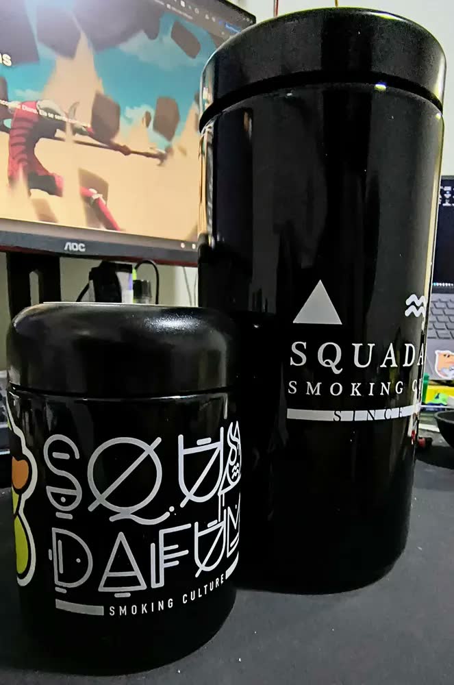 foto de Pote De Vidro Hermético Squadafum 1l Vidro Quartzo Preto 1 Litro Pote Uv Sdf Com Sensor