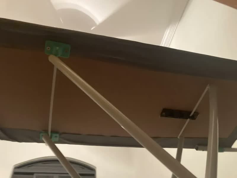 foto de Tabua Passar Roupa Tecido Térmico Com Porta Ferro 03 Níveis Lisa Branco