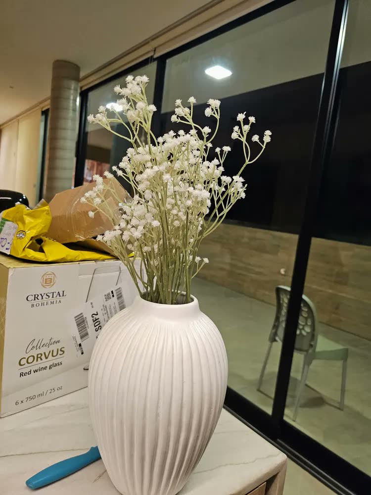 foto de Dupla Vasos Cerâmica Decorativos Entrelaçados Enfeite Rack Bege Vaso Cupula