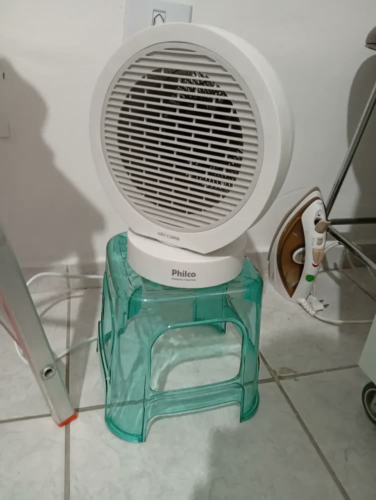 foto de Aquecedor Philco PAQ2100A - 2000W