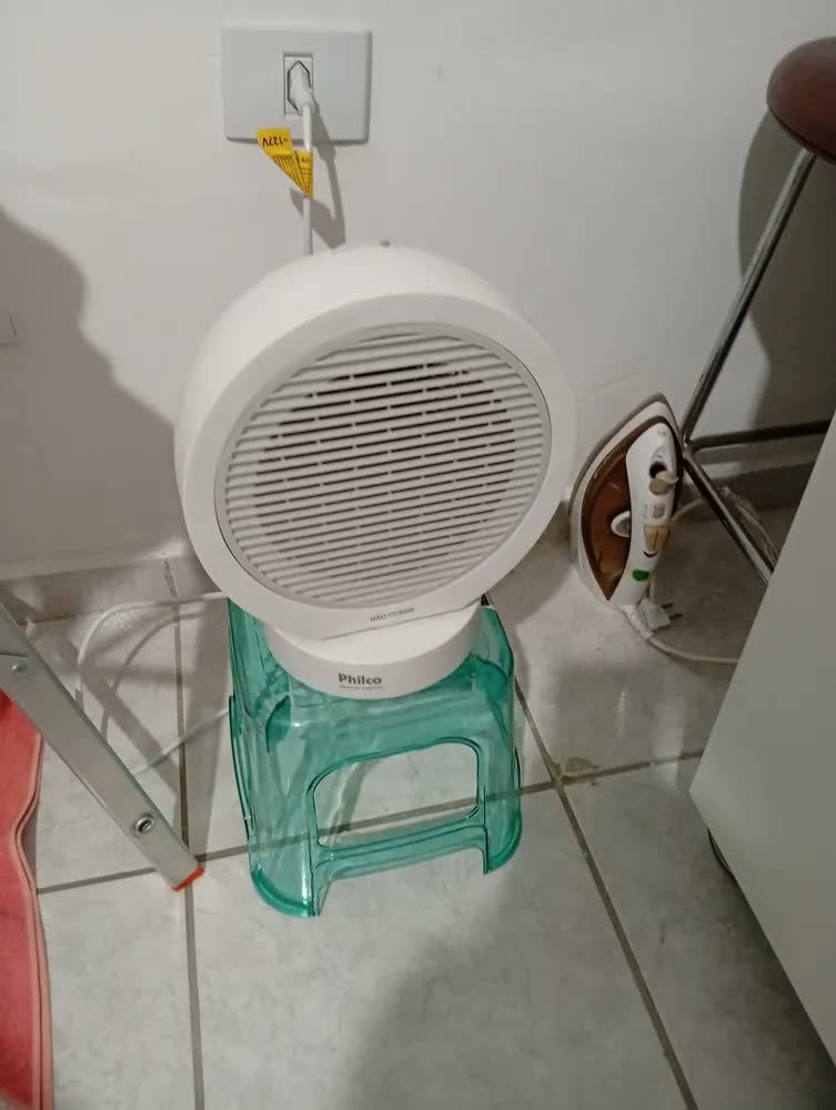 foto de Aquecedor Philco PAQ2100A - 2000W