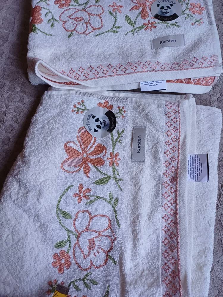 foto de Toalha De Banho Karsten Yuna 100% Algodão Barra Floral Macia Cor Cinza 80209/30