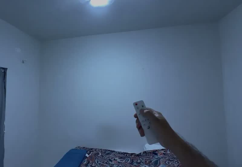 foto de Ventilador De Teto Led Branco 6 Pás Silencioso Controle Remoto 3 Cores De Luz Bocal E27 Essency