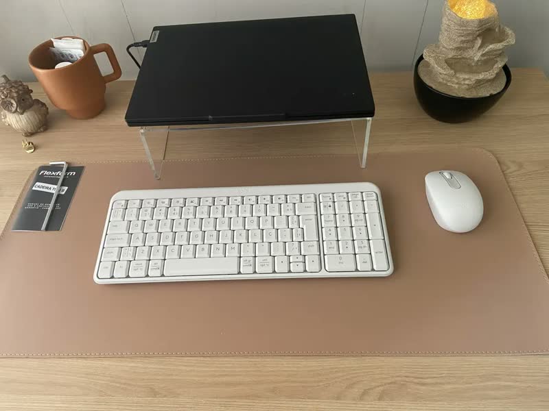 foto de Suporte Monitor Mesa Elevado Home Office Organização 30 X 20 Transparente