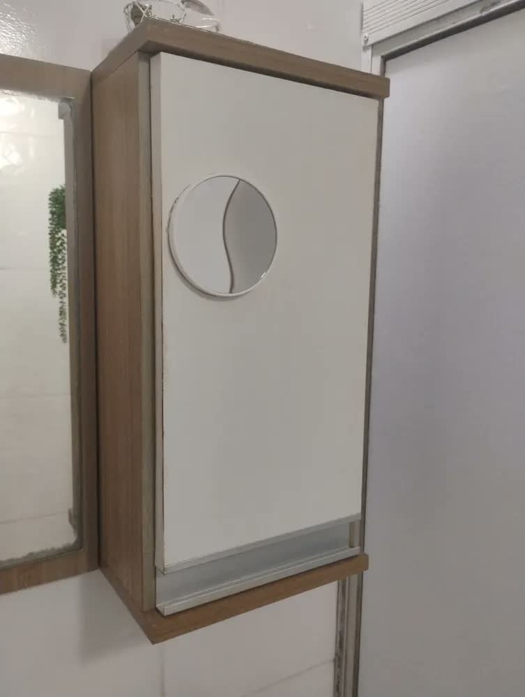 foto de Espelho De Aumento 10x Maquiagem E Barba Com Ventosas Moldura Branco