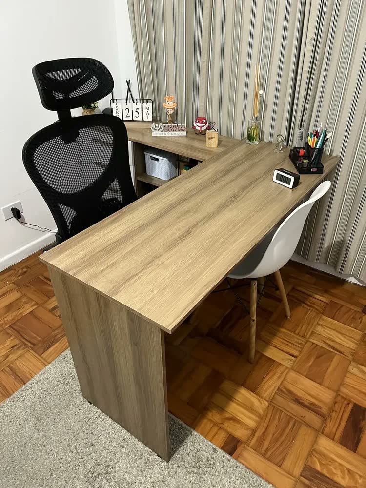 foto de Mesa de Escritório em L com 3 Gavetas Porto Multimóveis MP6044 Madeirado/Branco