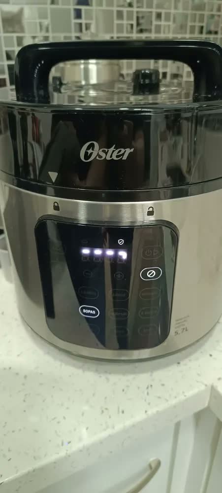 foto de Panela de Pressão Elétrica Digital Inox 220V 5,7L Oster OPAN930