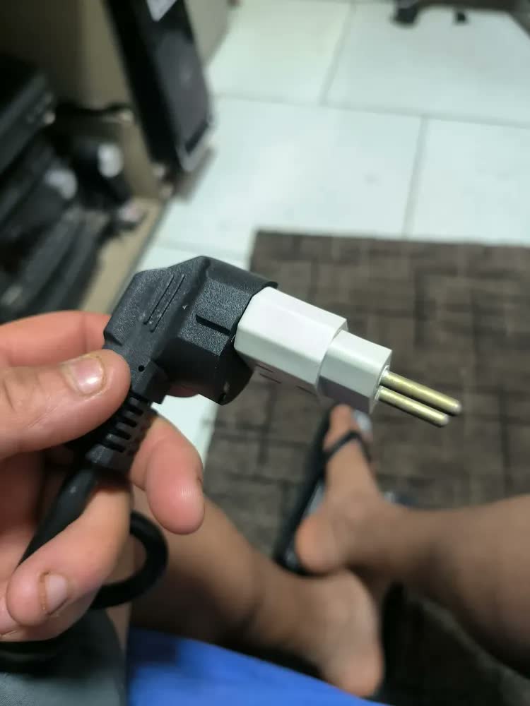 foto de Máquina Inversora De Solda Mma Portatil The Preto Tools Vermelho