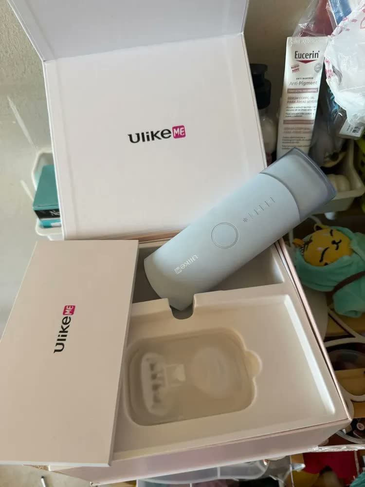 foto de Depilador a Laser IPL Ulike ME Portátil Sem Dor com Resfriamento em Safira 4 Modos Disparo Automático Corpo e Rosto ANVISA
