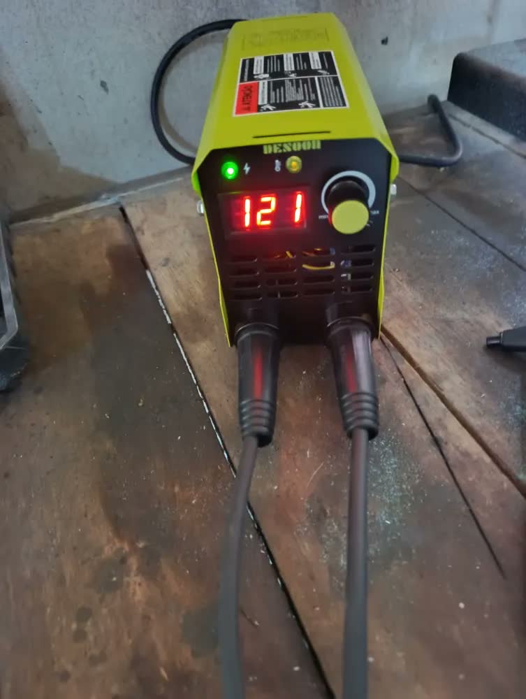 foto de Máquina De Solda Inversora 120a Real Profissional 220v Mma Portátil Soldadora Igbt Com Eletrodo E Máscara De Solda Desoon