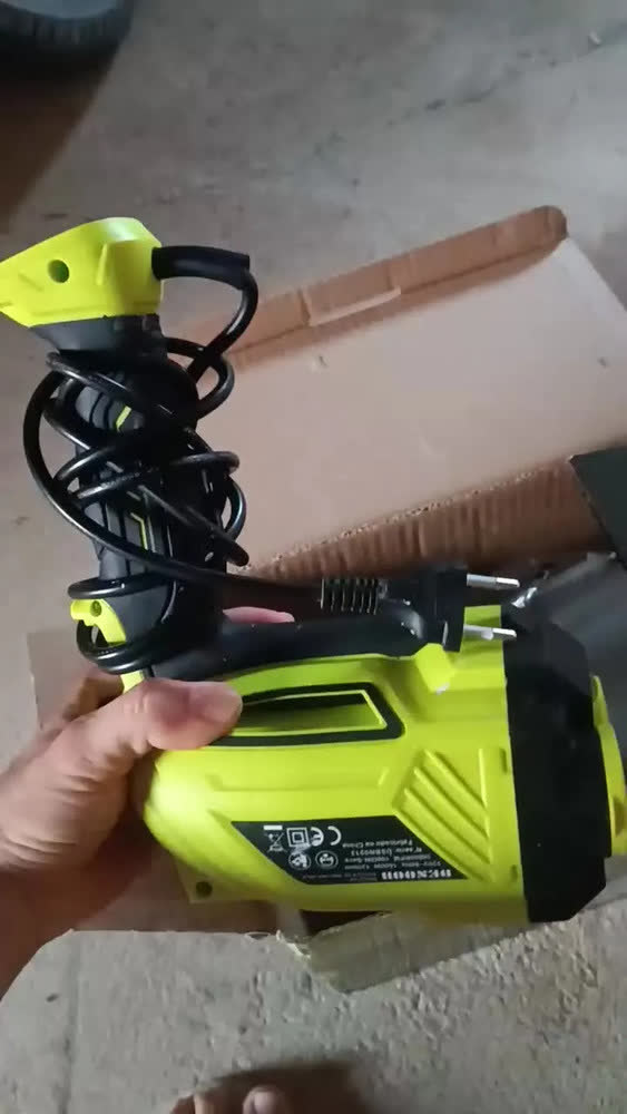 foto de Pistola De Pintura Elétrica 1600w Motor De Cobre Puro Profissional Pulverizador 1200ml 38000rpm Com 4 Bicos De Cobre 220v Desoon