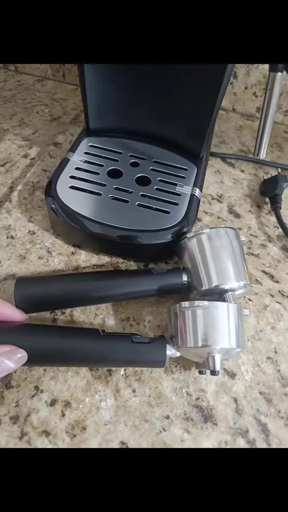 foto de Cafeteira Espresso Mondial Dolce Crema 1200w C-21-e-cnp Preto