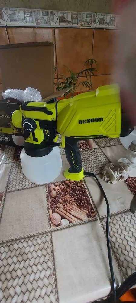 foto de Pistola De Pintura 1600w Real Profissional 1200ml Elétrica Pulverizador 3 Regulacoes De Spray Com 4 Bicos Cobre E Acessórios 127v Desoon