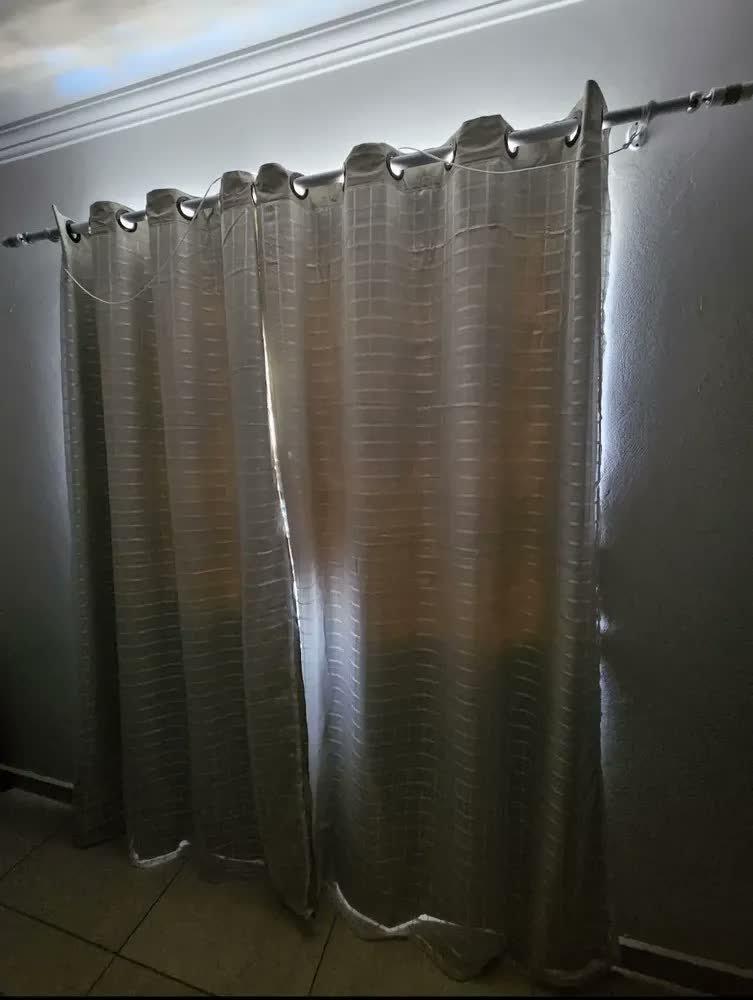 foto de Cortina Blackout Pvc + Tecido Voil 2,80 X 2,30 Sala Quarto Cor Bege