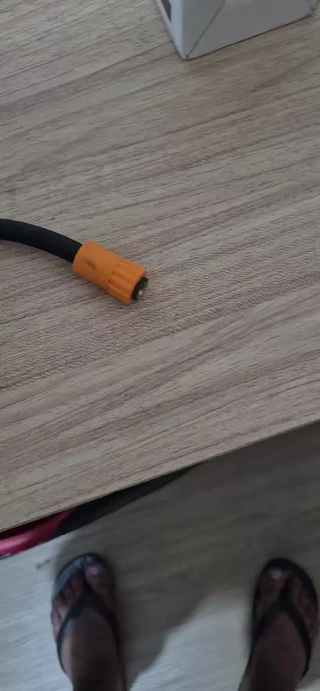 foto de Compressor de Ar Digital Portátil Lumi, Sem Fio, Para Carro e Moto