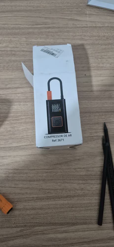foto de Compressor de Ar Digital Portátil Lumi, Sem Fio, Para Carro e Moto
