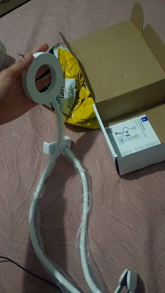 foto de Luminaria De Mesa Com Clipe Usb Suporte Para Celular 3 Cores