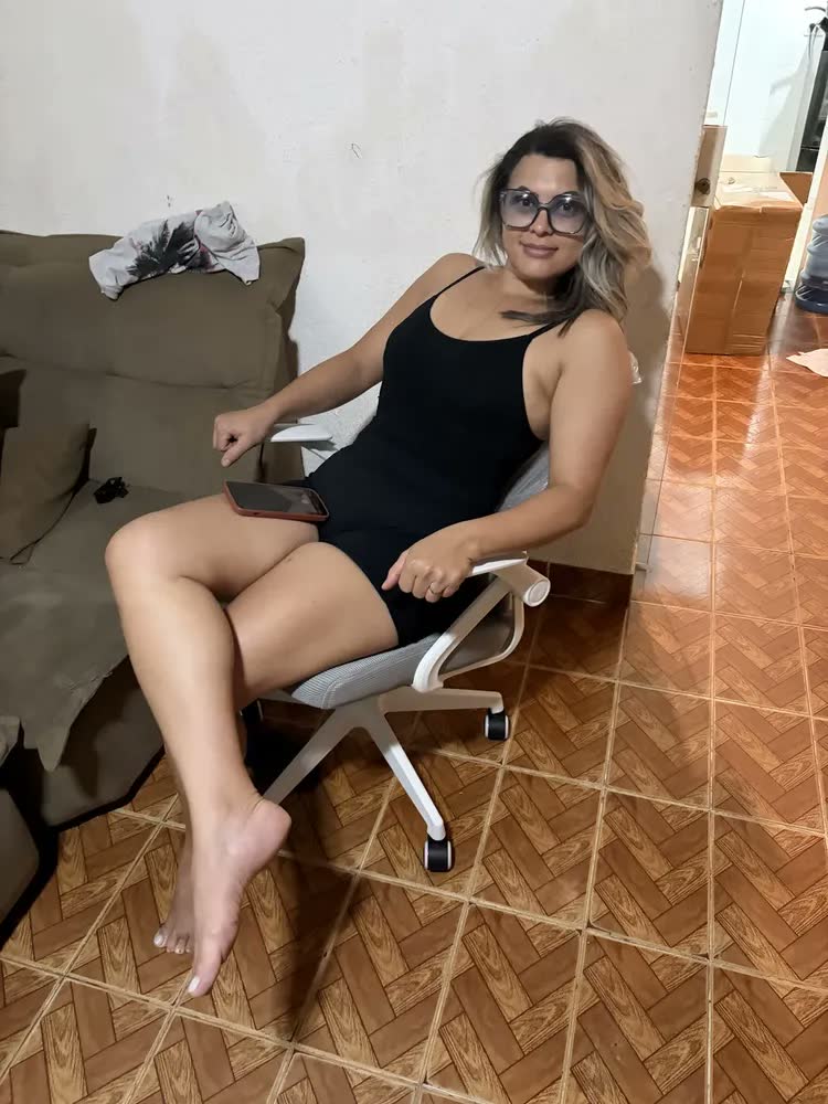 foto de Cadeira De Escritorio Ergonomica Nr17 Glorious Marqs Home Giratoria Resistente Reforçada 180kg Confortavel Reuniao Mesh Cinza