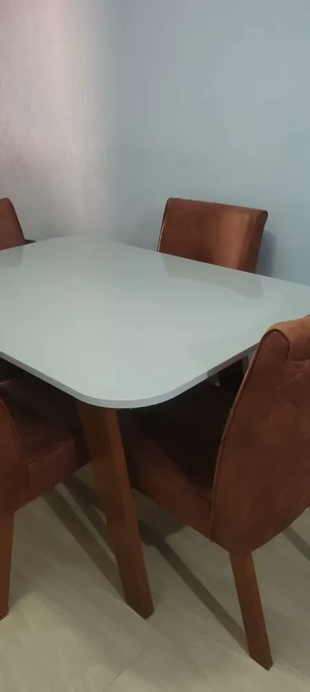 foto de Sala De Jantar 130x90 Mavie Vidro Off 4 Cadeiras Bom Pastor Off-white Naturale Linho Off