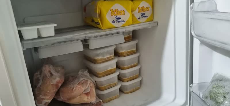 foto de Kit 12 Potes Plásticos 750ml Para Alimentos Hermético Freezer Microondas Marmita Sem Bpa Organizador Com Tampa E Travas Peculiari
