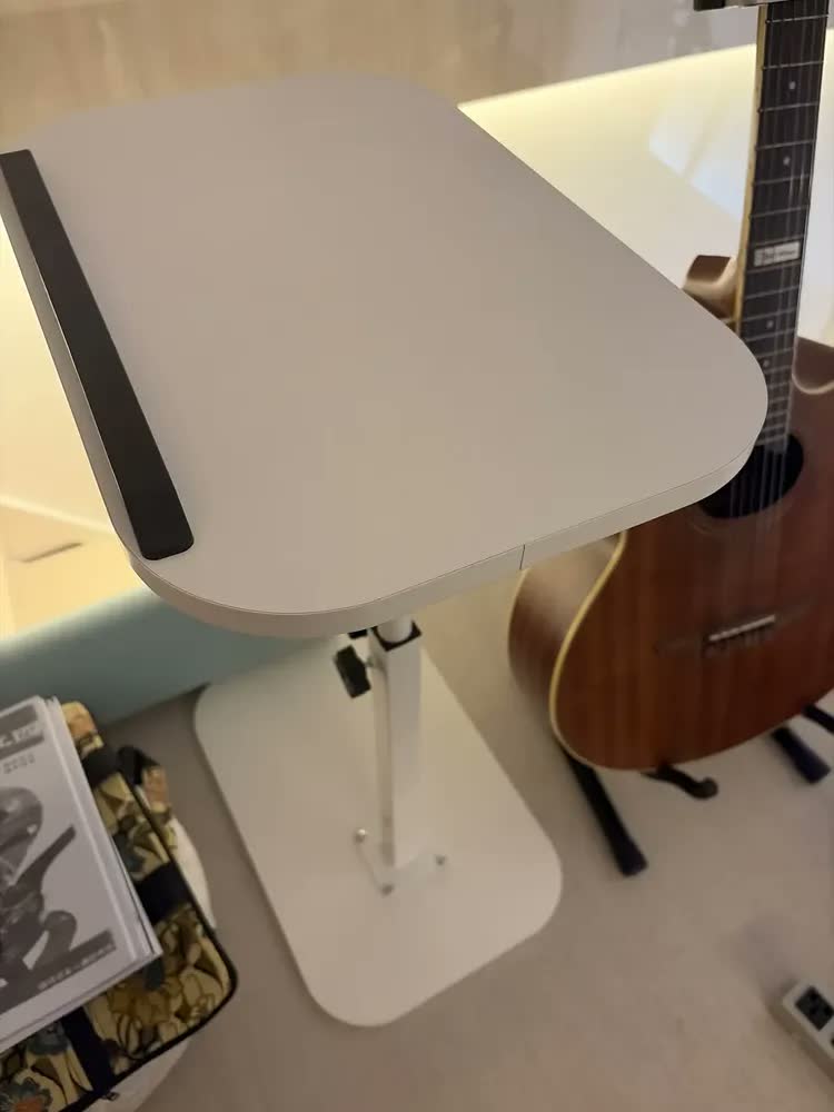 foto de Mesa Multifuncional Suporte Multiuso Notebook Cama Sofá Dobrável Luxo Ergonômica Tampo Mdf Reclinável Ajustável Giratória Compacta - Pluggei Select PluggHome Metal Preto - Tampo Preto MT03
