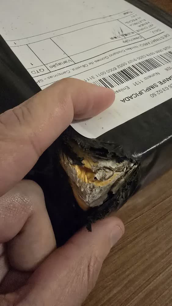 foto de Parafusadeira Elétrica Chave De Fenda 33 Peças 3.6v 127/220v