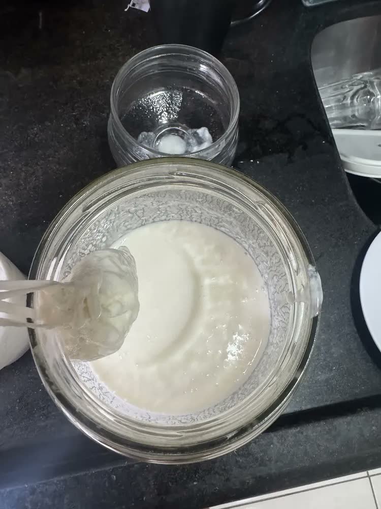 foto de Pote De Vidro Grande Conserva 2 Litros Mantimentos Cereais Cor Tampa Branca