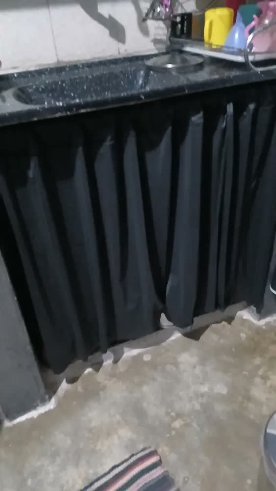 foto de Cortina Para Pia De Cozinha Balcão Blackout Lisa 1,40x80cm Preto