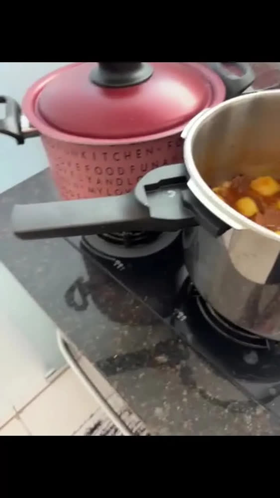foto de Panela De Pressão Inox Trendy 6 Litros Rochedo Inox