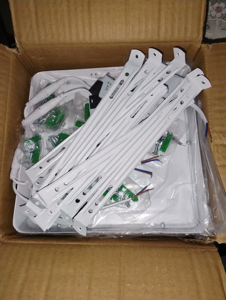 foto de Kit 10 Plafon Sobrepor 25w Quadrado 6500k Branca Frio Estrutura Metalica