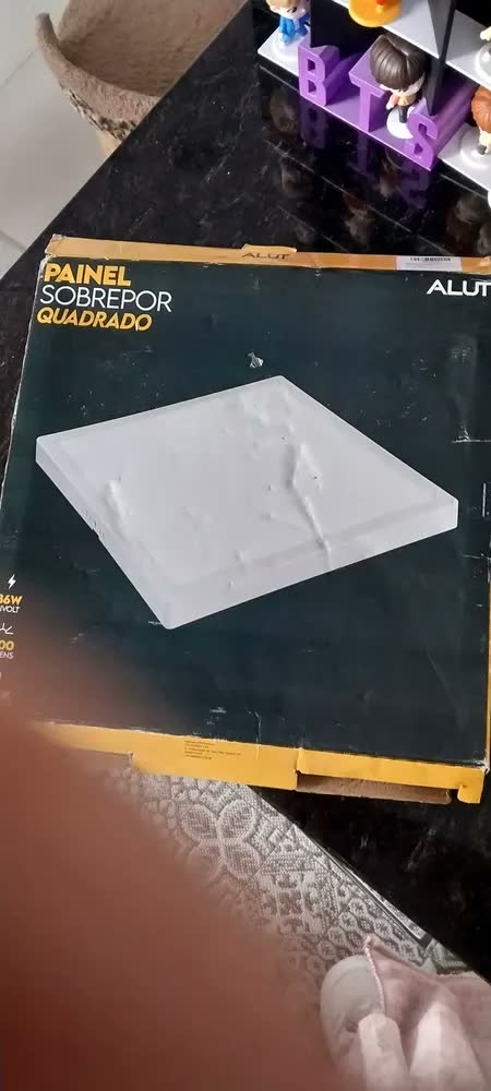 foto de Painel Led Plafon Easy 6500k Branco Frio Bivolt Sobrepor Quadrado Cod: Alut000507 Alut By Avant