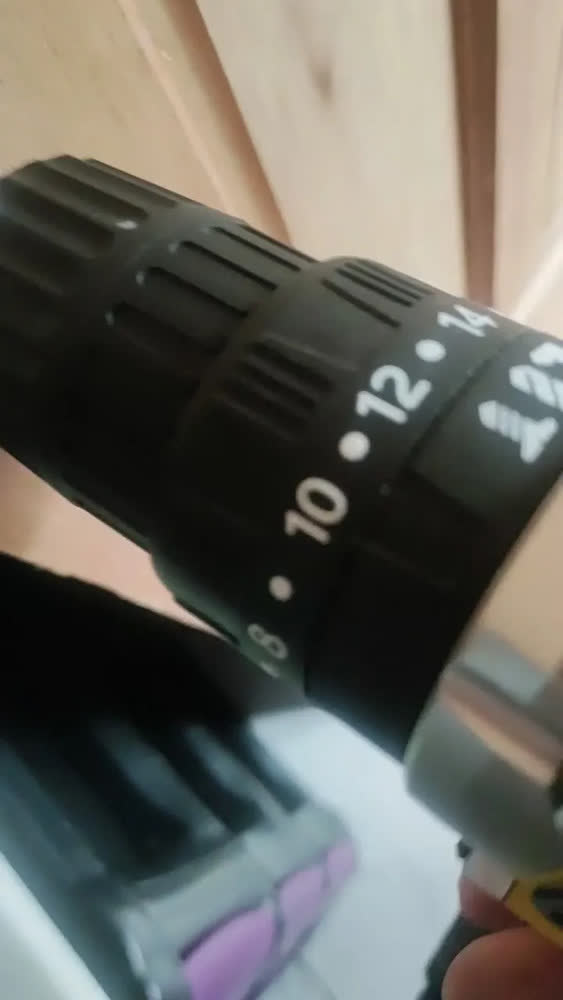 foto de Parafusadeira Furadeira De Impacto 2 Baterias 20v Fonte Carregamento Bivolt Pfv238i Vonder