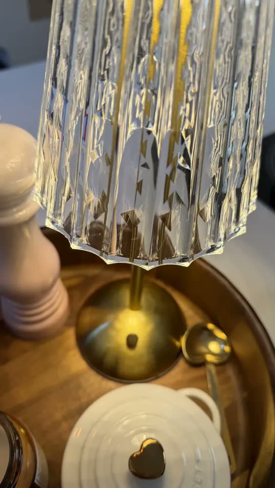 foto de Luminária De Mesa Led Dapon Abajur Crystal Tricolor Usb Moderna Para Quarto E Escritório